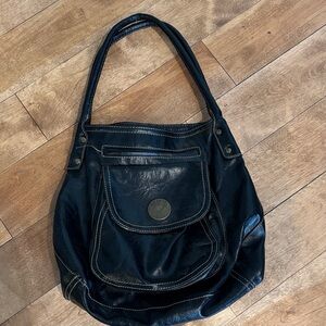 Axcess Black Leather Shoulder Bag